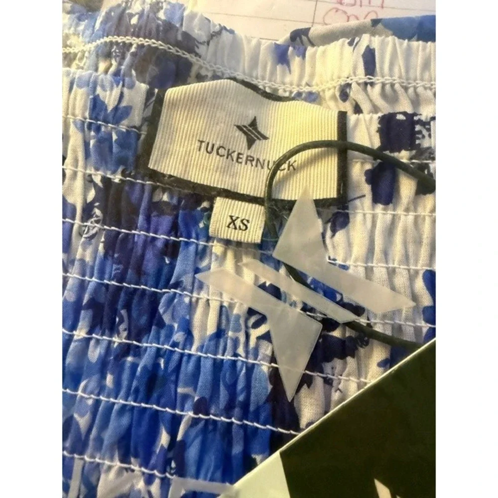 Tuckernuck Blue Meadows Tilly Blouse XS‎ NWT Floral Smocked Square Neck